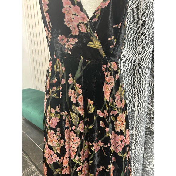 Anthropologie Black Floral Mini Dress - Picture 6 of 7